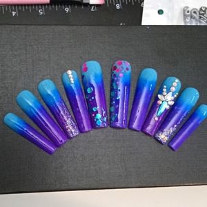 Hombre press on nails